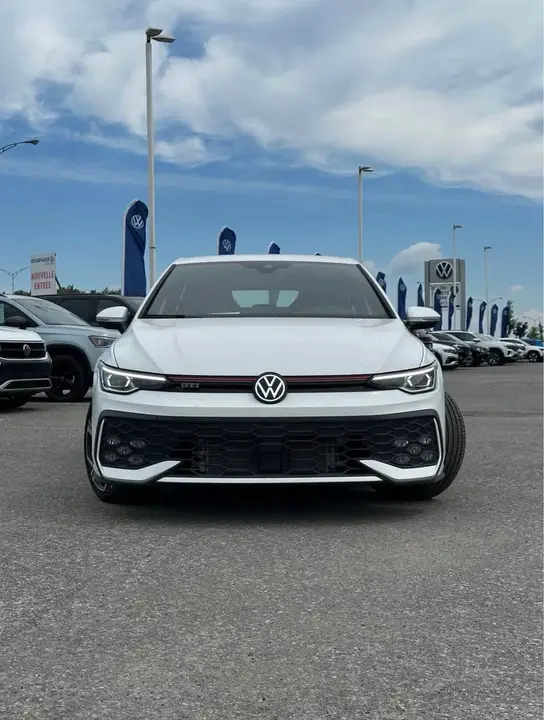 Volkswagen Golf Gti 2025 photo 2