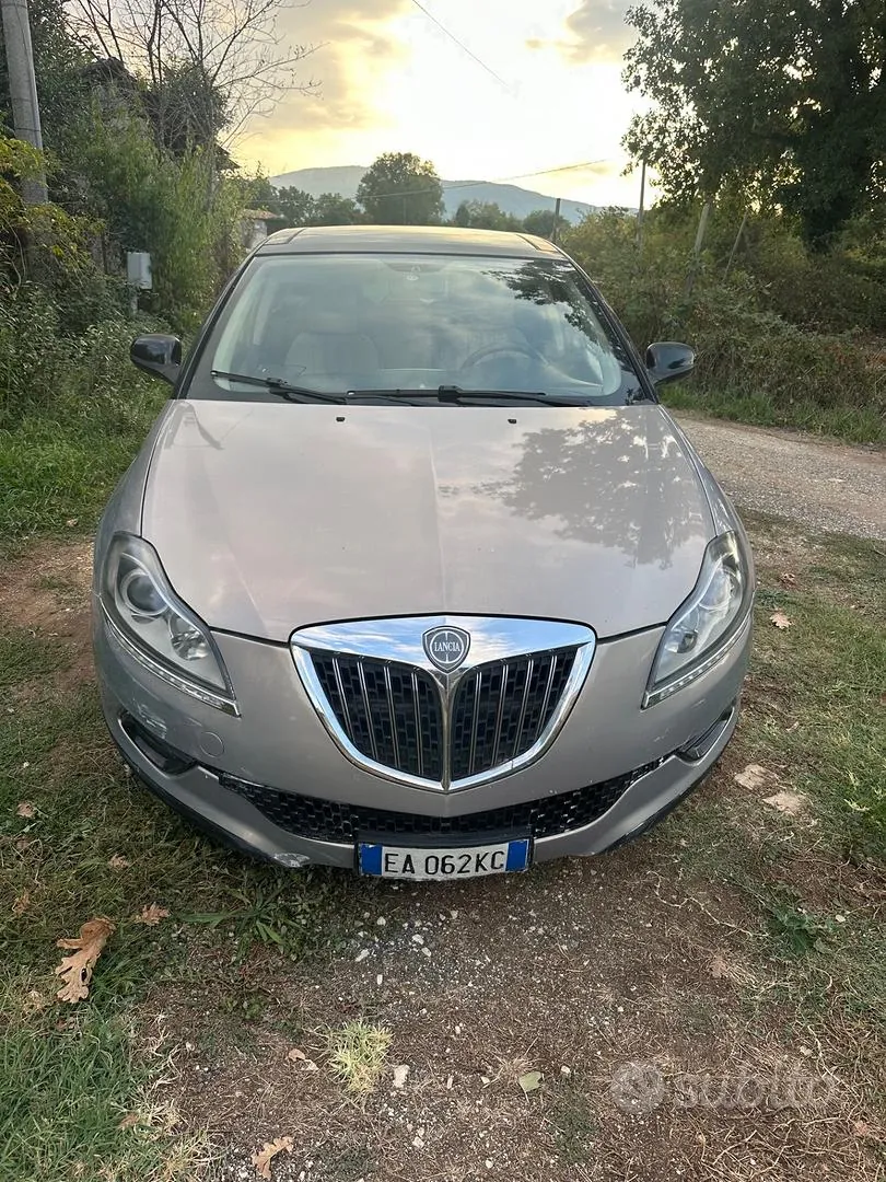 Lancia Delta 2011 photo 3