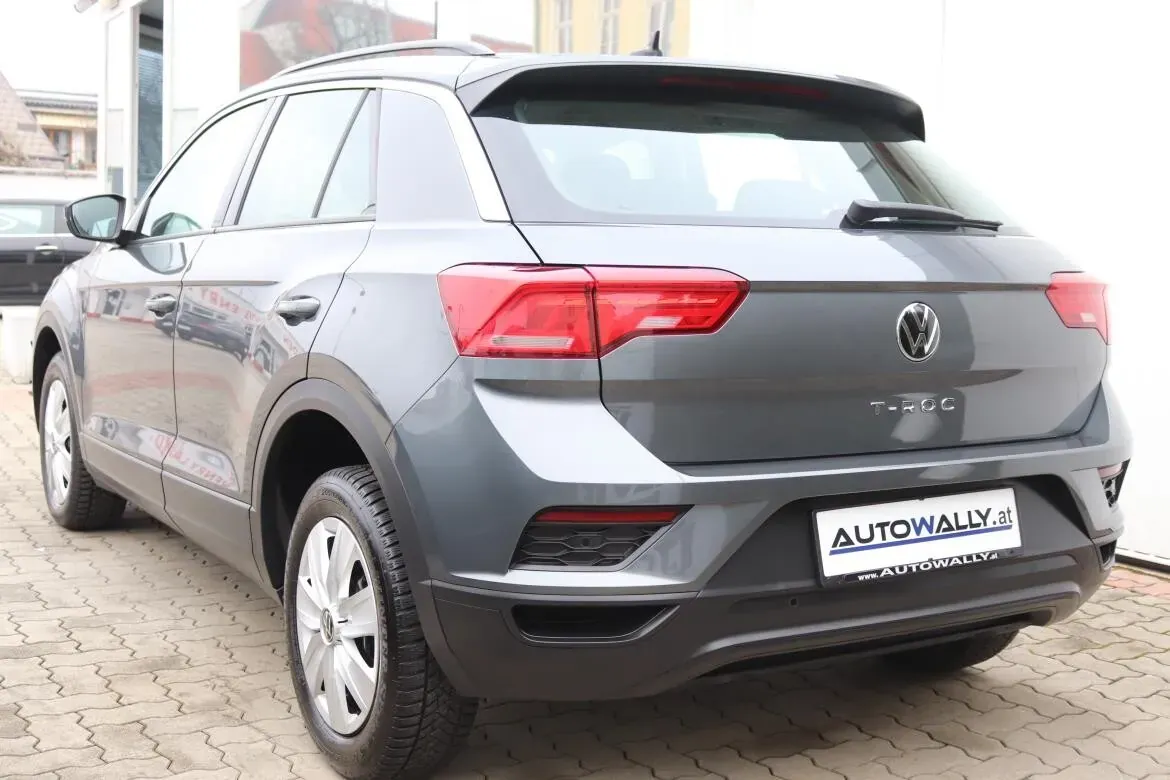 Volkswagen T-Roc 2021 photo 2