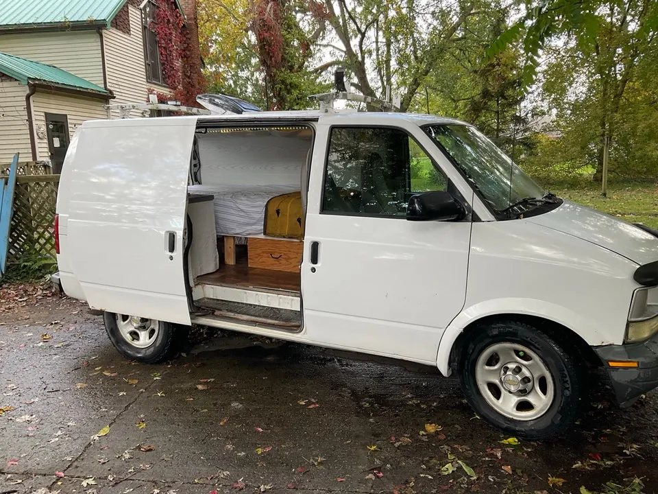 Chevrolet Astro