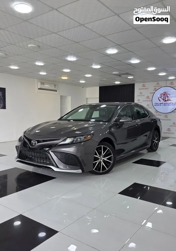 Toyota Camry 2023 photo 4