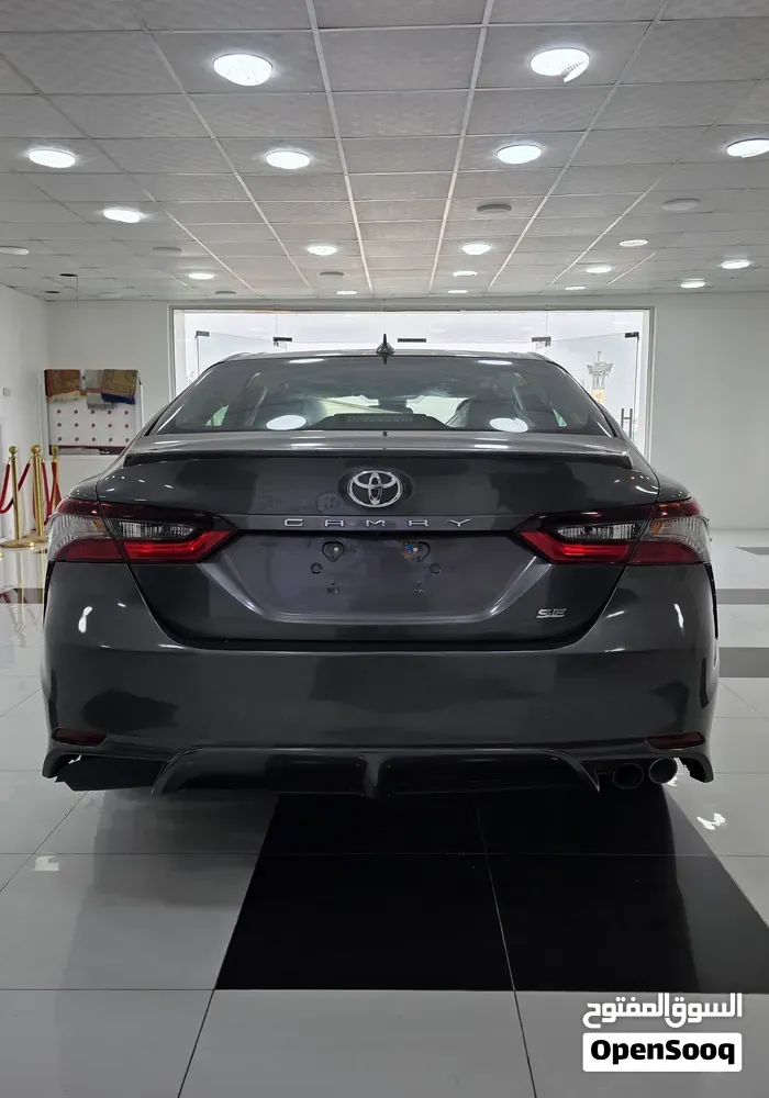 Toyota Camry 2023 photo 2