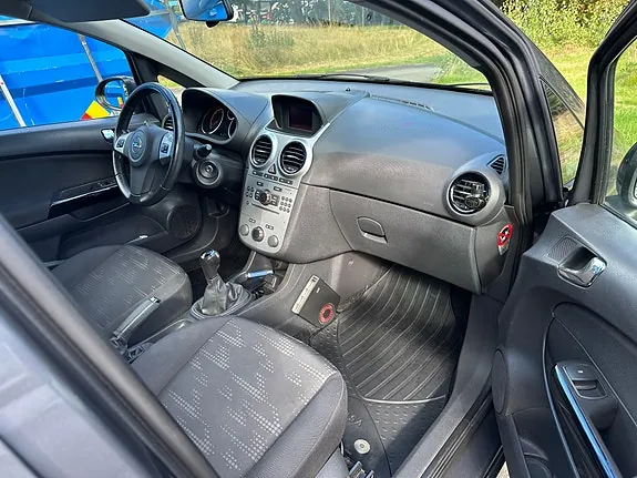 Opel Corsa 2013 photo 5