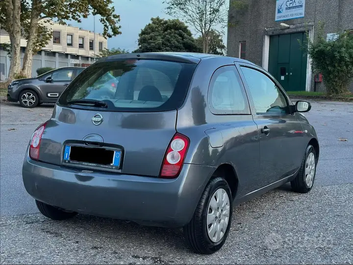 Nissan Micra 2005 photo 3