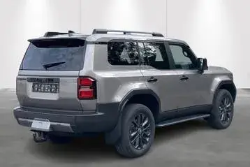 Toyota Land Cruiser 2026 photo 2