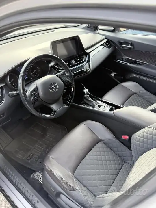 Toyota C-Hr 2019 photo 5