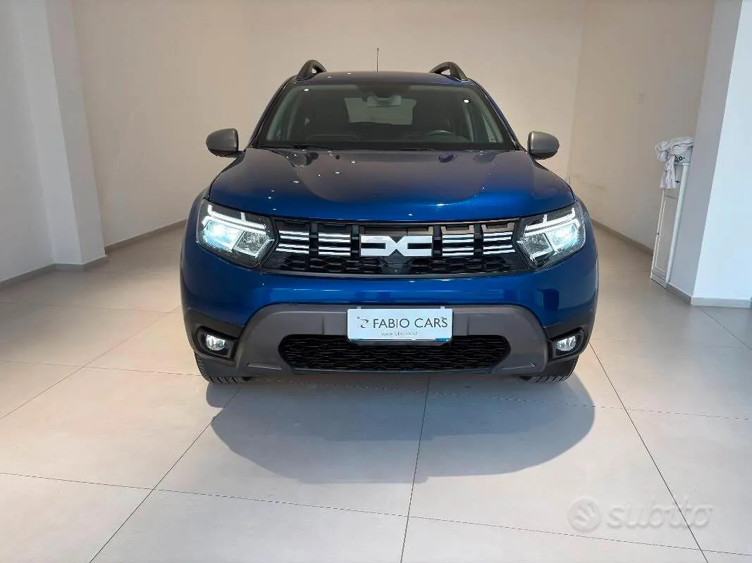 Dacia Duster 2023 photo 2