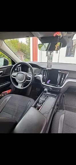 Volvo V60 Cross Country 2021 photo 5