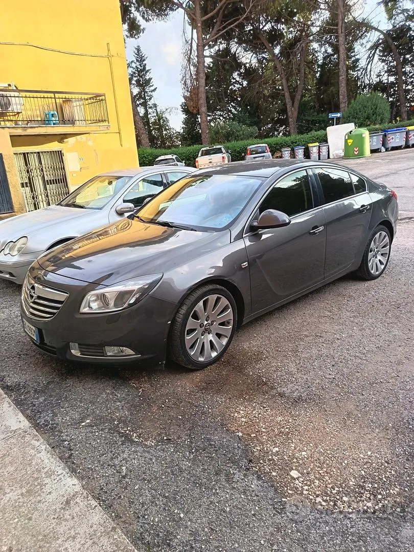 Opel Insignia 2011 photo 2