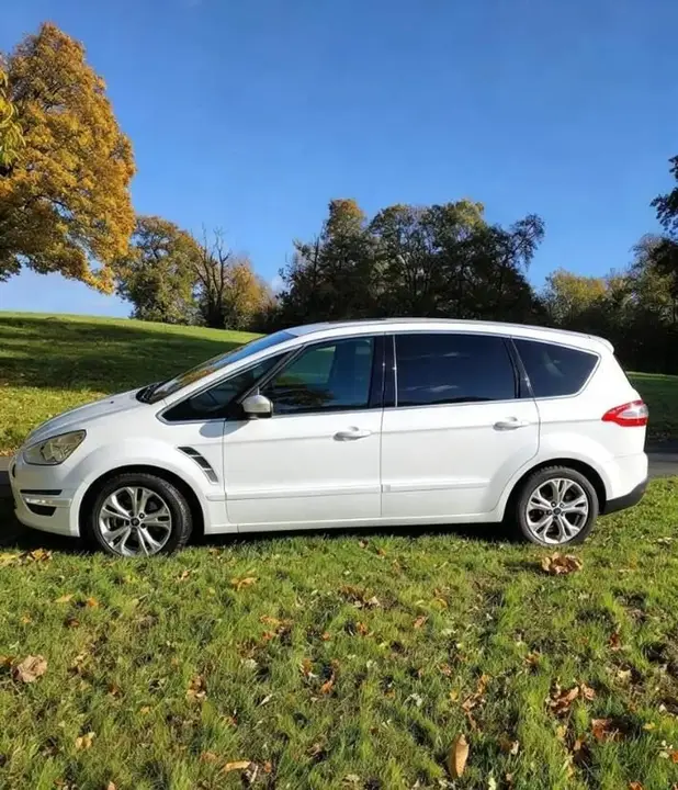 Ford S-Max 2013 photo 5