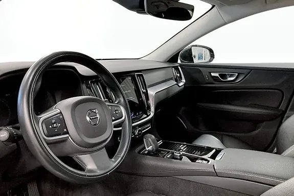 Volvo V60 2022 photo 5