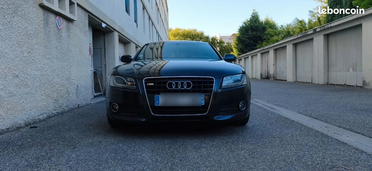 Audi A5 2009 photo 3