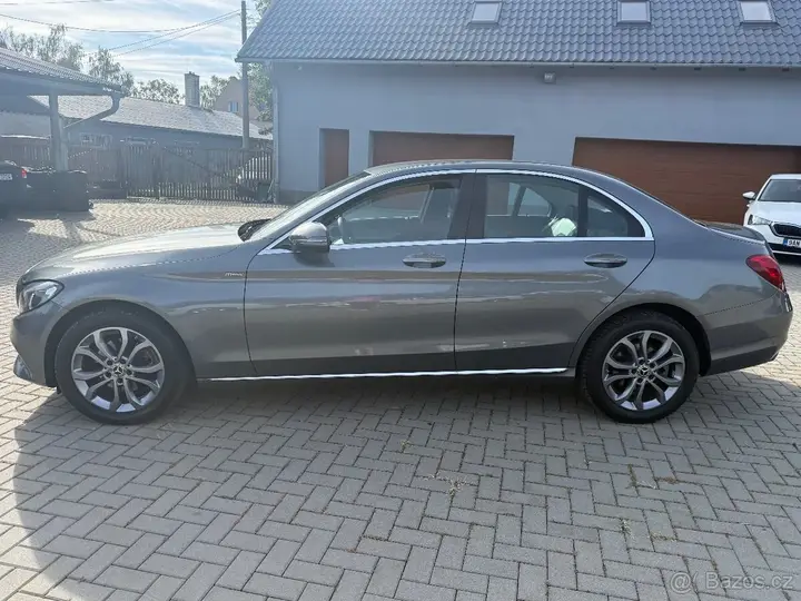 Mercedes-Benz C 2018 photo 4