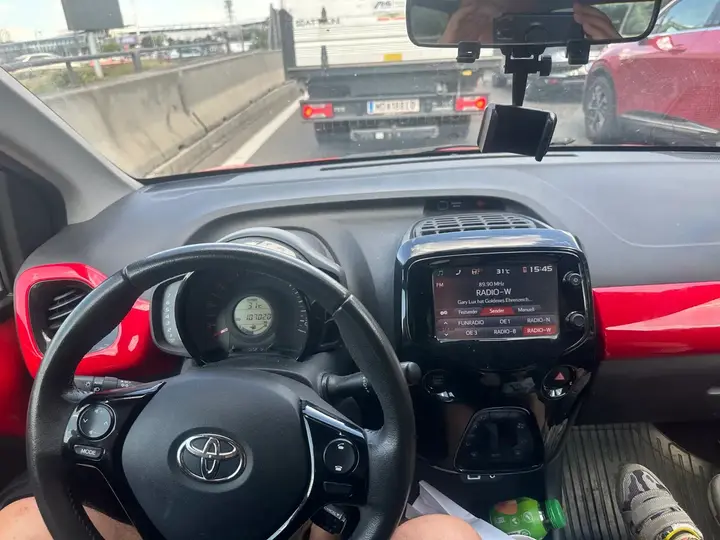 Toyota Aygo 2015 photo 3