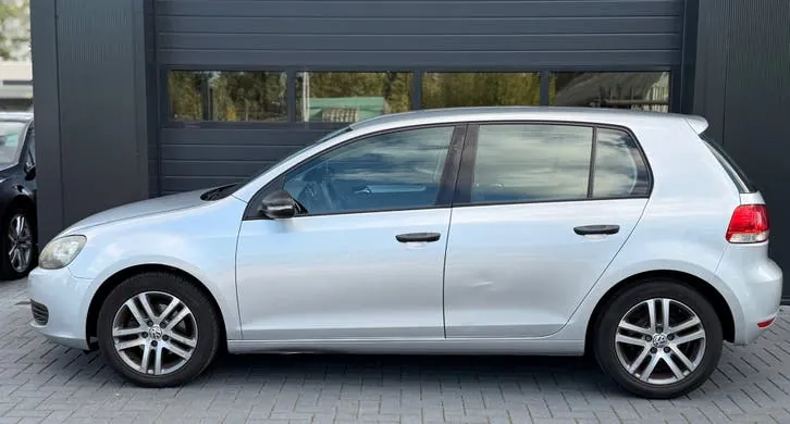 Volkswagen Golf 2012 photo 3