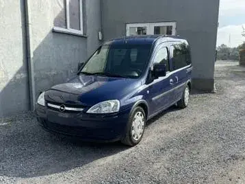 Opel Combo Tour