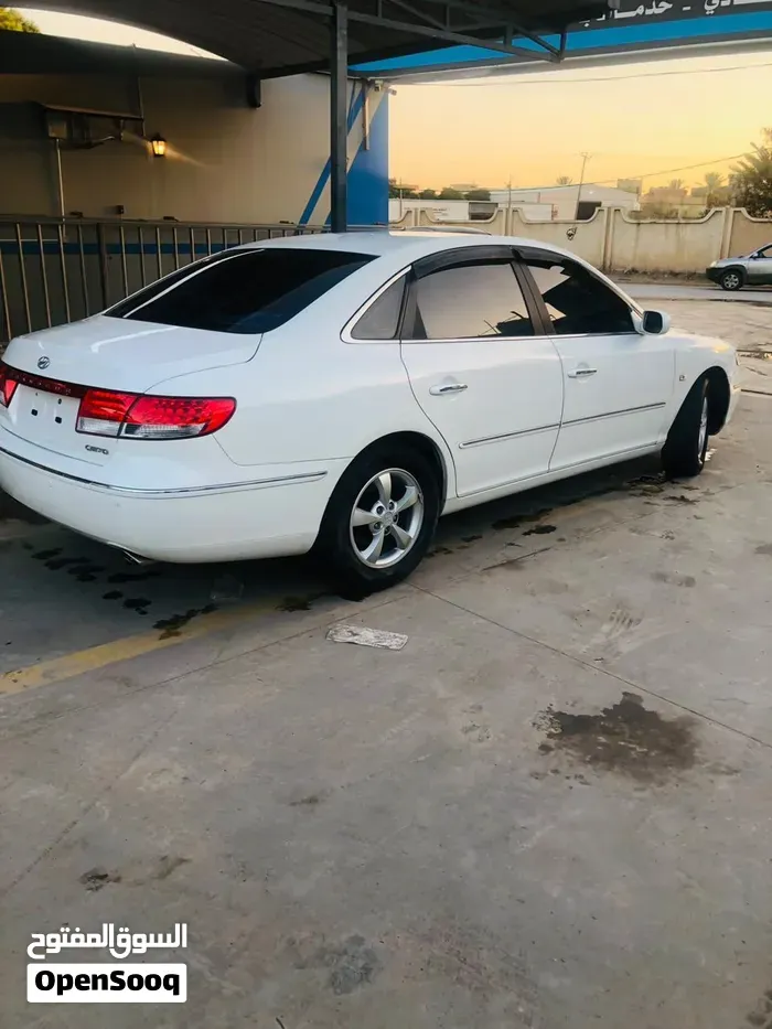 Hyundai Azera