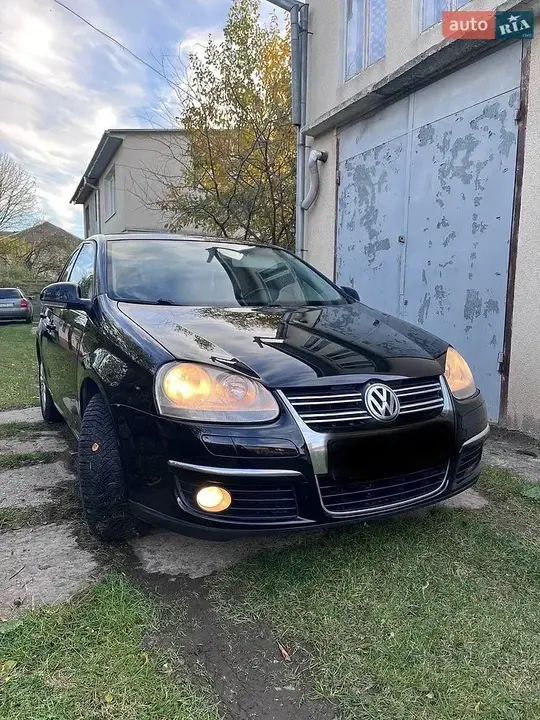 Volkswagen Jetta 2010 photo 2