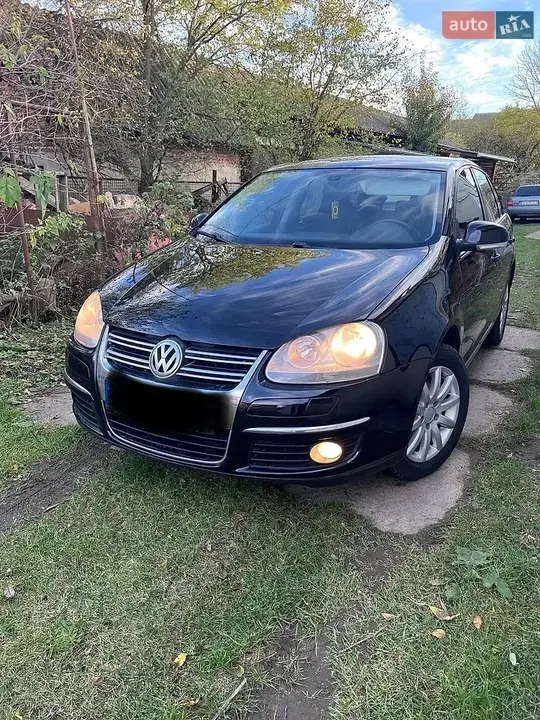 Volkswagen Jetta 2010 photo 4