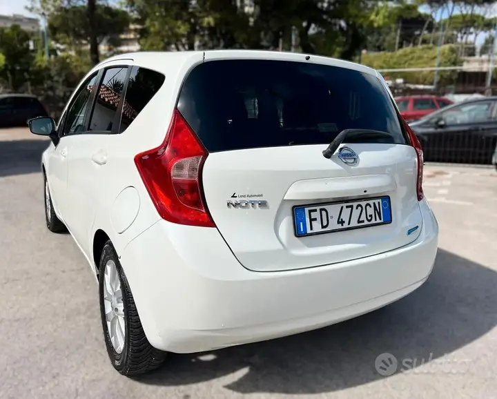Nissan Note 2016 photo 3
