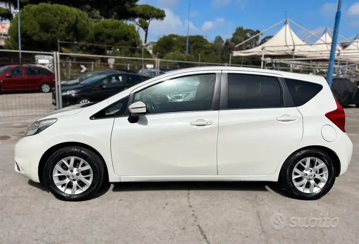 Nissan Note 2016 photo 2