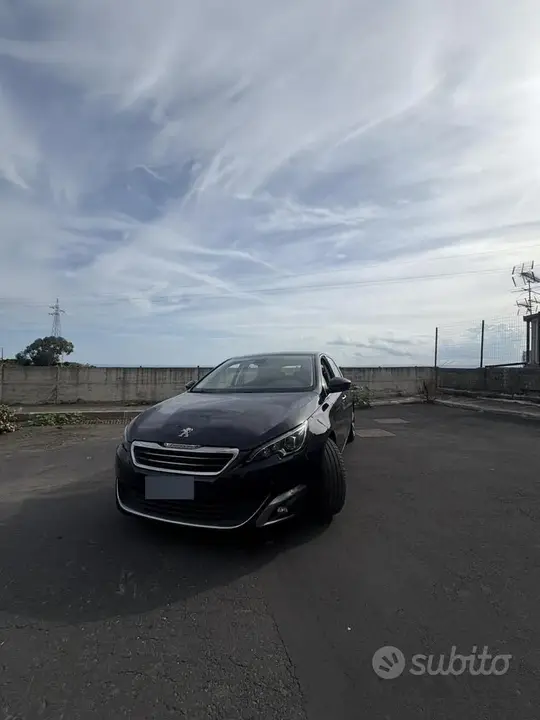 Peugeot 308 2013 photo 2