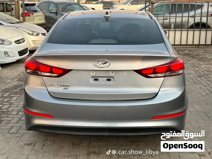 Hyundai Elantra 2017 photo 4
