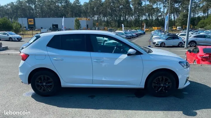 Skoda Fabia 2025 photo 4