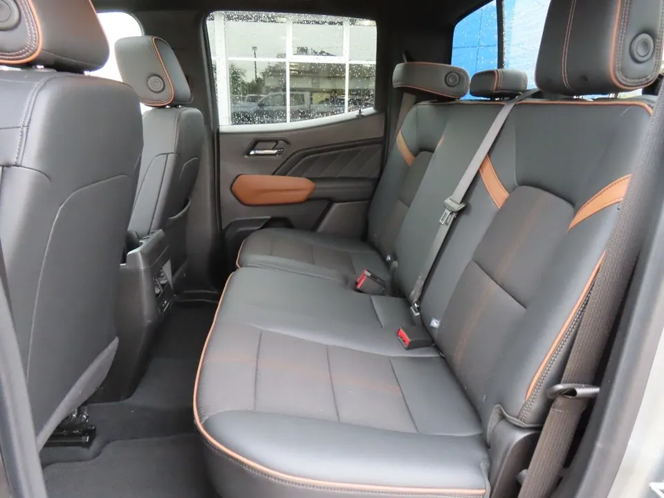 GMC Canyon 2024 photo 5