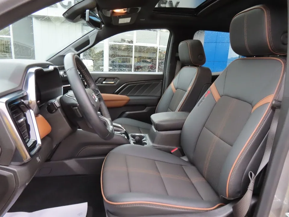 GMC Canyon 2024 photo 3