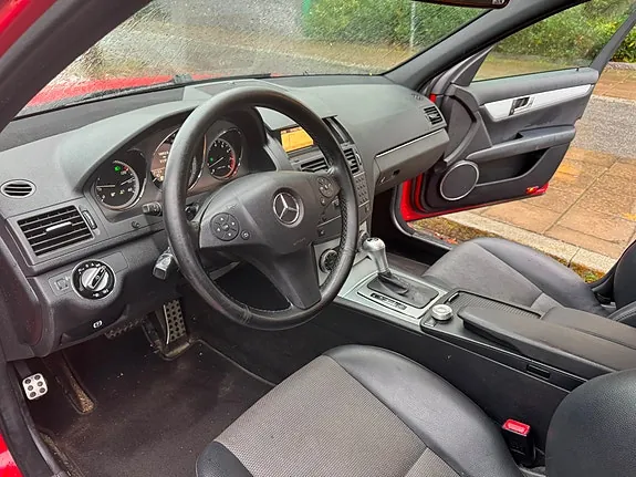 Mercedes-Benz C180 2010 photo 5