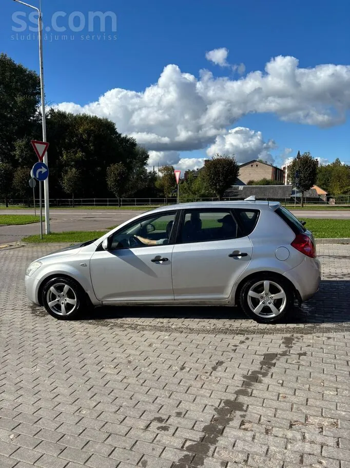 Kia Ceed 2007 photo 3
