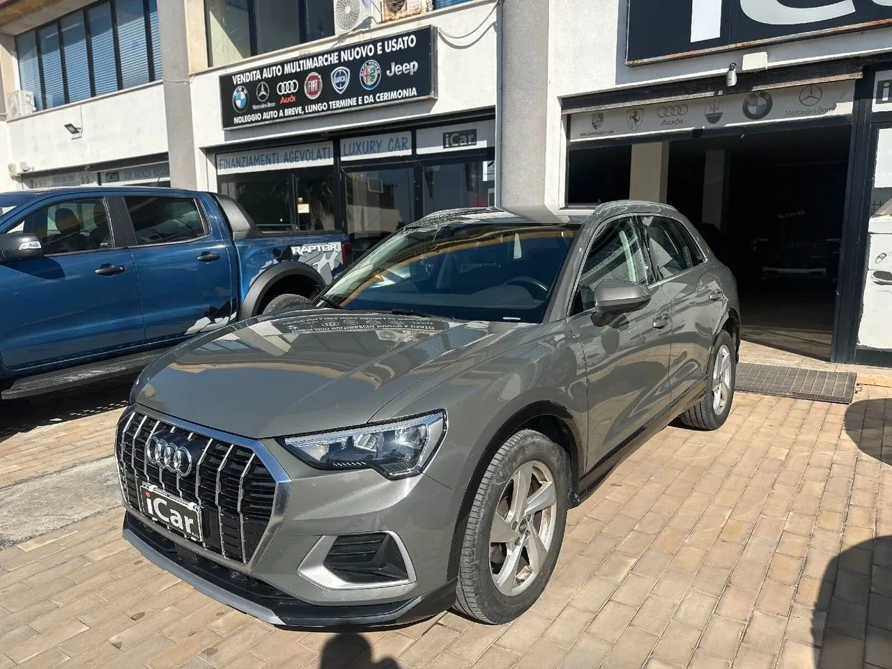 Audi Q3 2019 photo 2