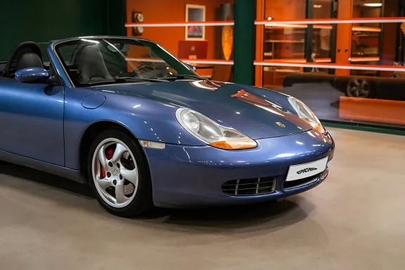 Porsche Boxster S 2000 photo 2