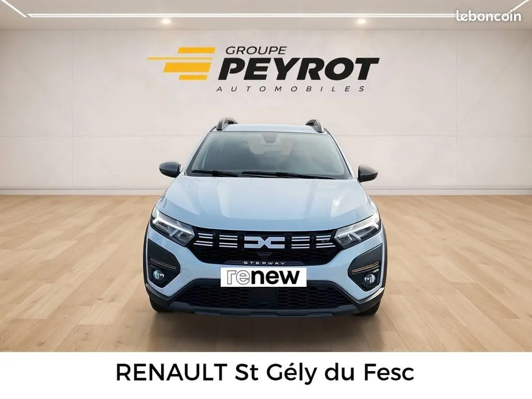 Dacia Sandero 2024 photo 2