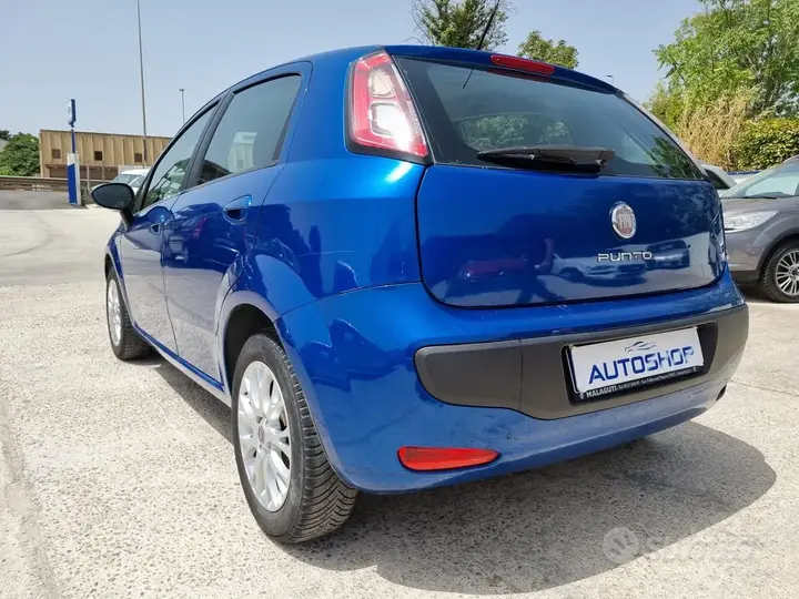 Fiat Punto Evo 2011 photo 4