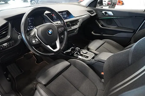 BMW 118I 2020 photo 2