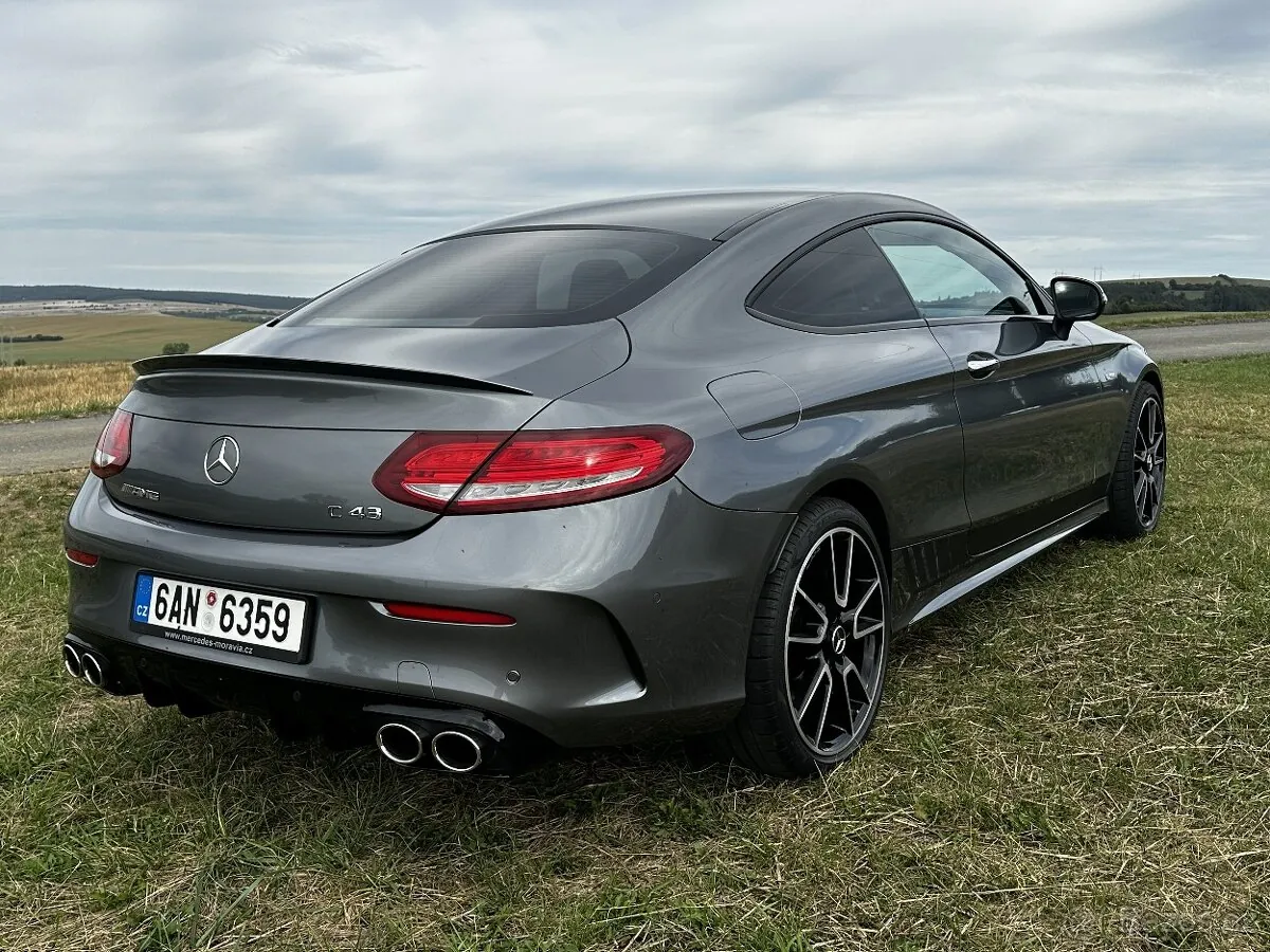 Mercedes-Benz C43 Amg 2017 photo 2