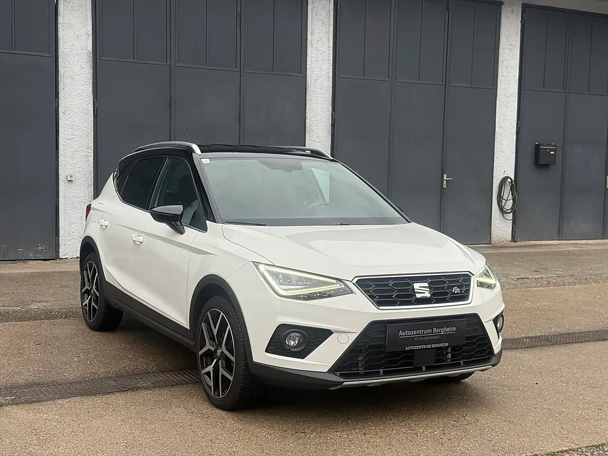 Seat Arona 2019 photo 2
