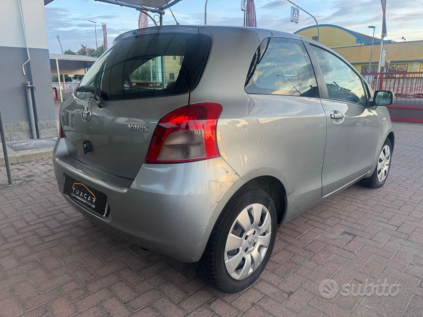 Toyota Yaris 2007 photo 4