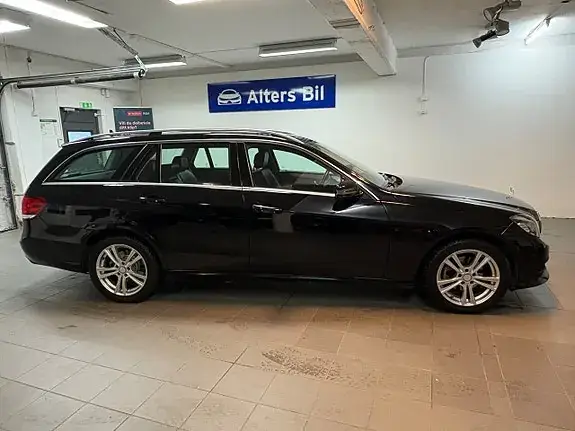 Mercedes-Benz E 220 2016 photo 3