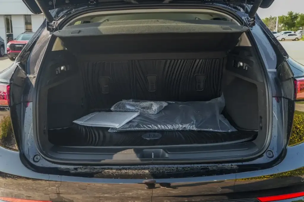 Buick Envision 2026 photo 4