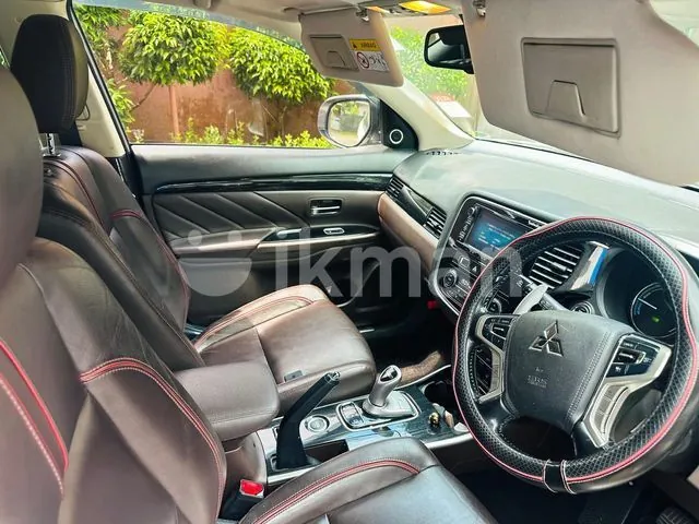 Mitsubishi Outlander 2016 photo 3