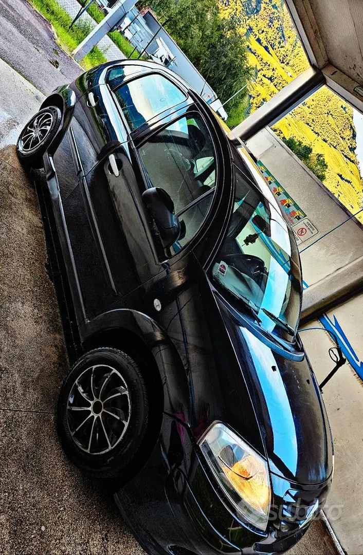 Citroen C3 2008 photo 3