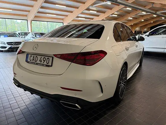 Mercedes-Benz C 300 2024 photo 4