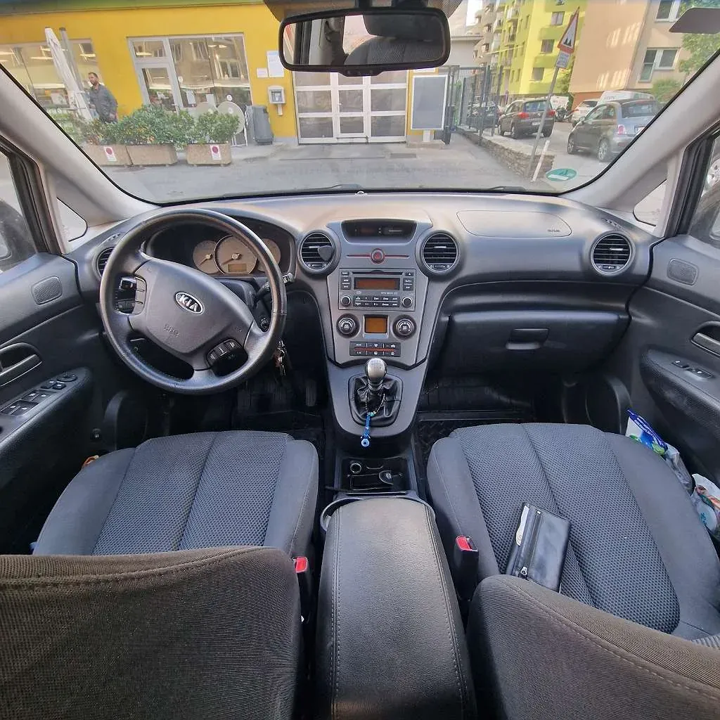 Kia Carens 2007 photo 3