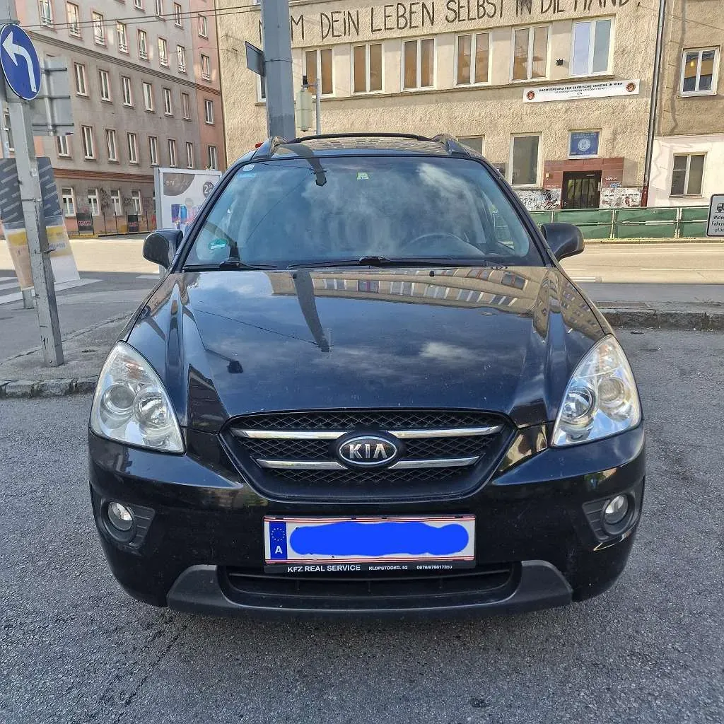 Kia Carens