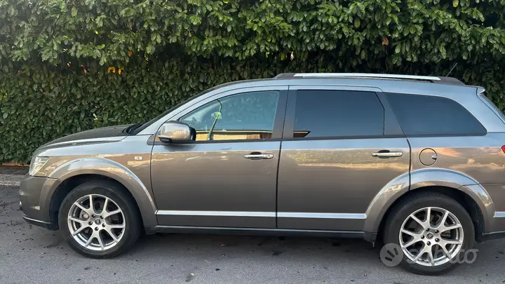 Fiat Freemont 2013 photo 2