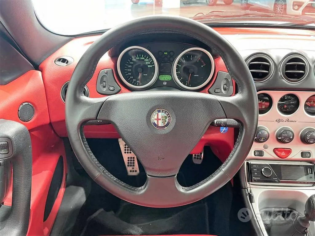 Alfa Romeo Gtv 2000 photo 3