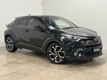 Toyota C-Hr 2017 photo 2